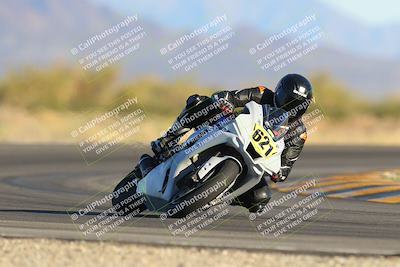 media/Oct-29-2022-CVMA (Sat) [[14c0aa3b66]]/Race 11 Amateur Supersport Open/